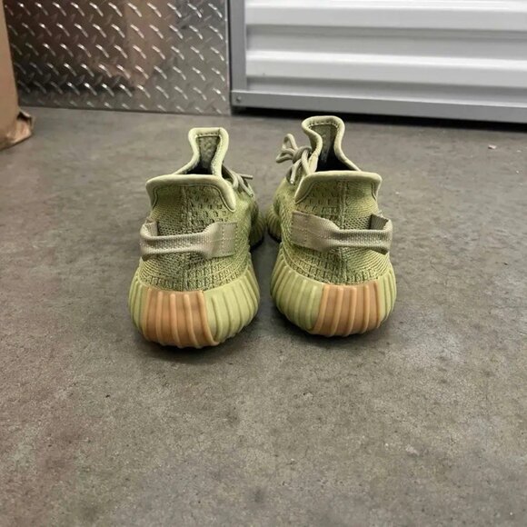 adidas Yeezy Boost 350 V2 Sulfur FY5346 Men Size 9 Worn Once No Original Box - Picture 5 of 10